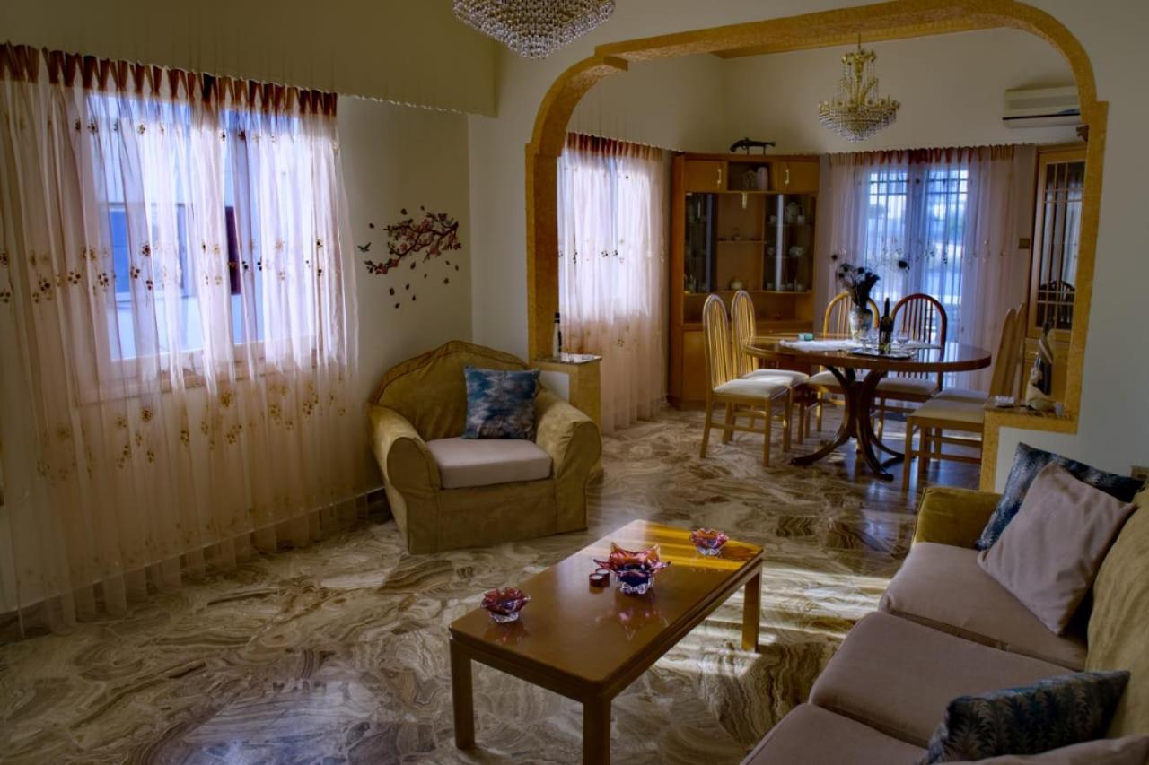 Afroditi'S House Villa Triovasálos Eksteriør bilde